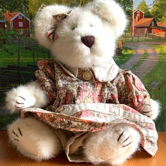 Boyd’s Bear Collectible Bear Katie / Stuffed Bear. - Picture 7 of 17